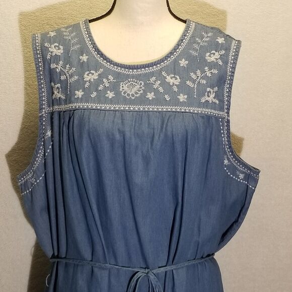 Faded Glory 3X Dress 100% Cotton Chambray Sleeveless Embroidered Floral Boho - Picture 3 of 8